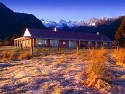 Misty Peaks Guesthouse