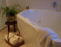 Misty Peaks Guesthouse