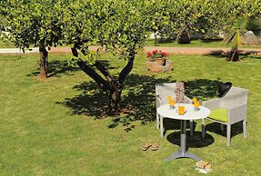 Kristalli Hotel Apartments