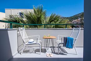 Kristalli Hotel Apartments