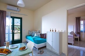 Kristalli Hotel Apartments