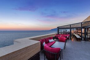 Crowne Plaza Hotel Antalya by IHG