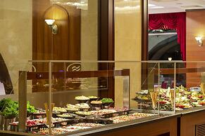 Crowne Plaza Hotel Antalya by IHG