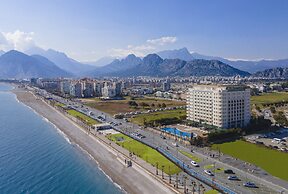 Crowne Plaza Hotel Antalya by IHG