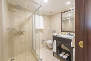 Crowne Plaza Hotel Antalya by IHG