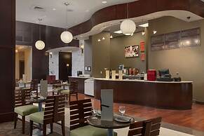 Embassy Suites by Hilton Savannah Airport