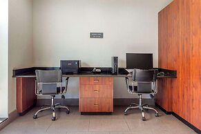 Comfort Suites Whitsett - Greensboro East