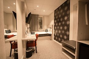 Dream – Luxury Hostel