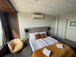 Dream – Luxury Hostel