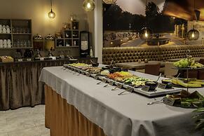 Dream – Luxury Hostel