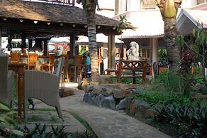 Aanari Hotel and Spa