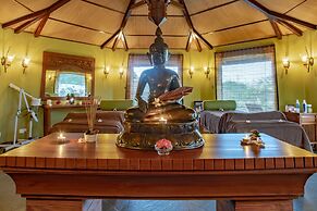 Aanari Hotel and Spa