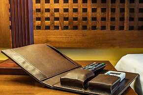 Aanari Hotel and Spa