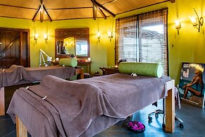 Aanari Hotel and Spa