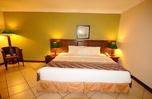 Aanari Hotel and Spa