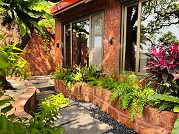 Fountain, Mahabaleshwar - IHCL SeleQtions