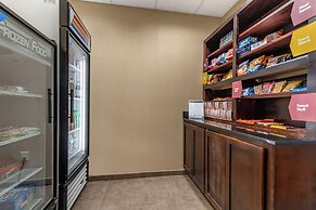 Comfort Suites Medical Center near Six Flags