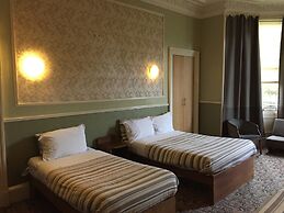 Edinburghhouse Hotel