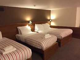 Edinburghhouse Hotel