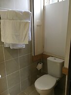 Edinburghhouse Hotel