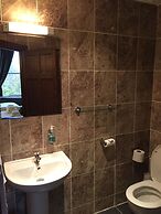 Edinburghhouse Hotel