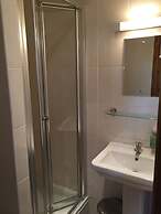 Edinburghhouse Hotel