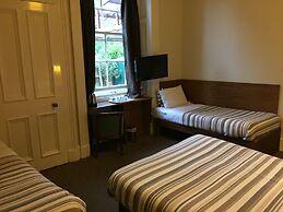 Edinburghhouse Hotel