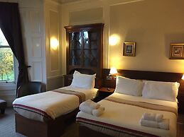 Edinburghhouse Hotel