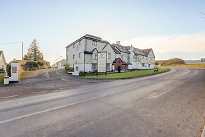 OYO The Gissons Hotel