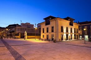 Antiguo Casino Hotel