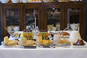 Antiguo Casino Hotel