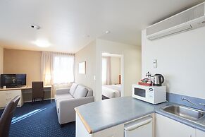 Ventura Inn & Suites Hamilton