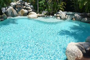 Beach Terraces- Port Douglas