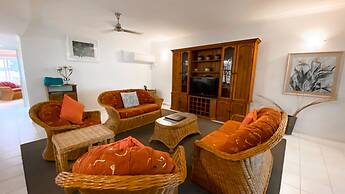 Beach Terraces- Port Douglas