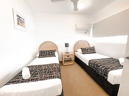 Beach Terraces- Port Douglas