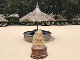 Cham Villas Boutique Luxury Resort