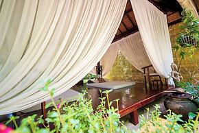 Cham Villas Boutique Luxury Resort