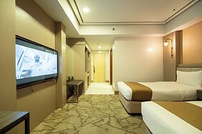 L'Fisher Hotel