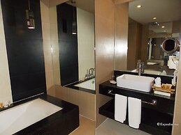 L'Fisher Hotel