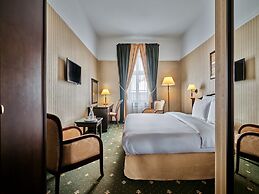 Hotel President