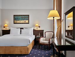 Hotel President