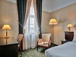 Hotel President