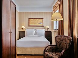 Hotel President
