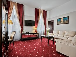 Hotel President