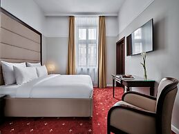 Hotel President