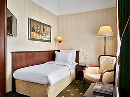 Hotel President