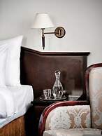 Hotel President