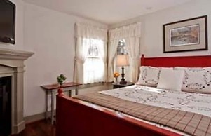 The Wayside Inn Bed & Breakfast