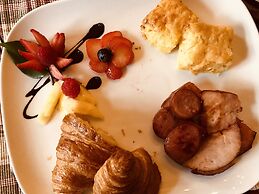 The Wayside Inn Bed & Breakfast