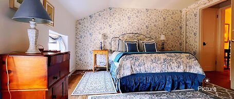 The Wayside Inn Bed & Breakfast